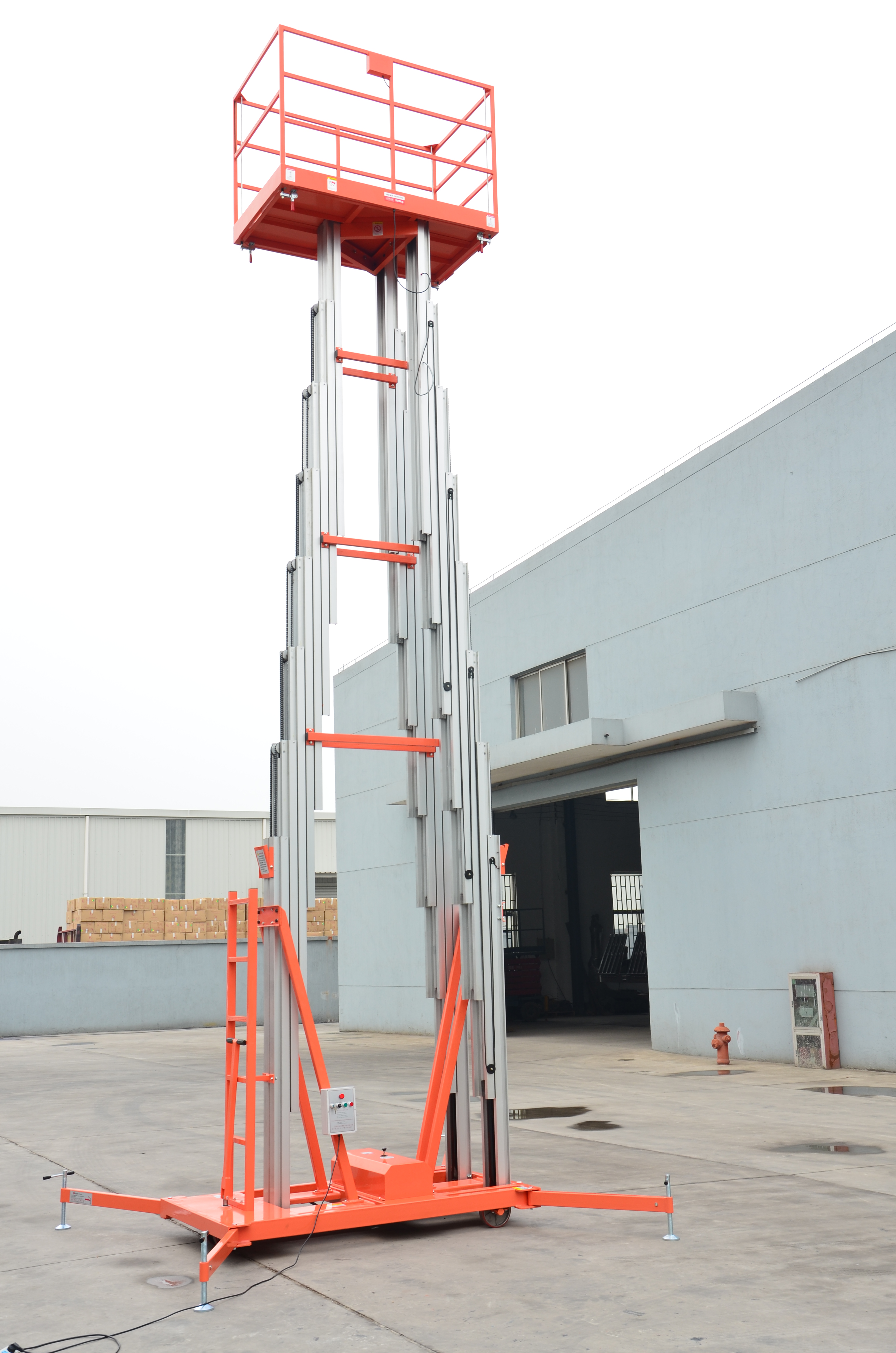 Alum.Mast এরিয়াল ওয়ার্ক প্ল্যাটফর্ম GTWY-T